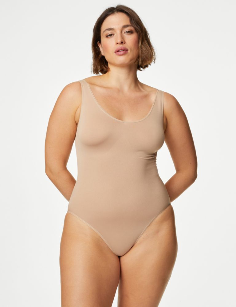 Light Control Seamless Shaping Body 4 of 8