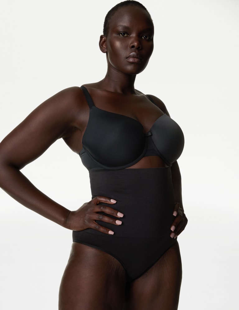 M&S shoppers say £20 shapewear that 'smoothes lumps and bumps' is