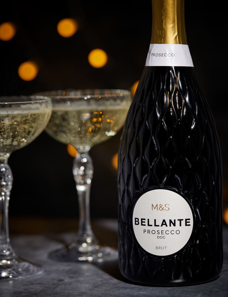 Light Up Gin & Fizz Gift Box (Now available for delivery) M&S