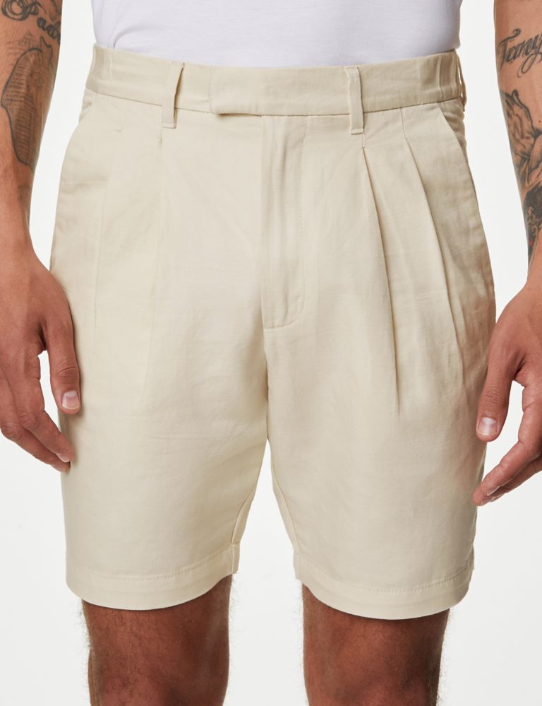 Linen Blend Pleat Front Shorts 5 of 6