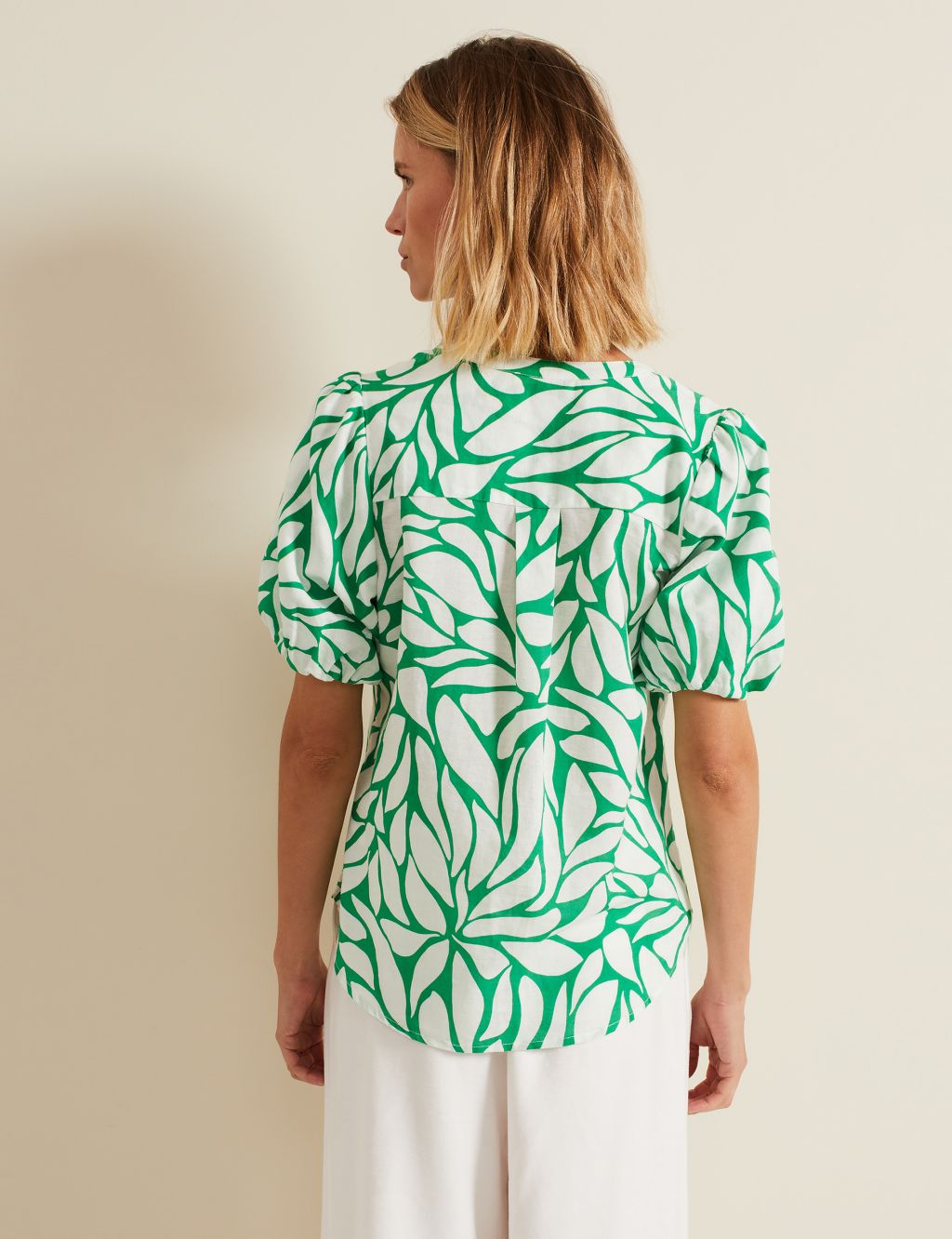 Linen Blend Printed V-Neck Shirt 4 of 6