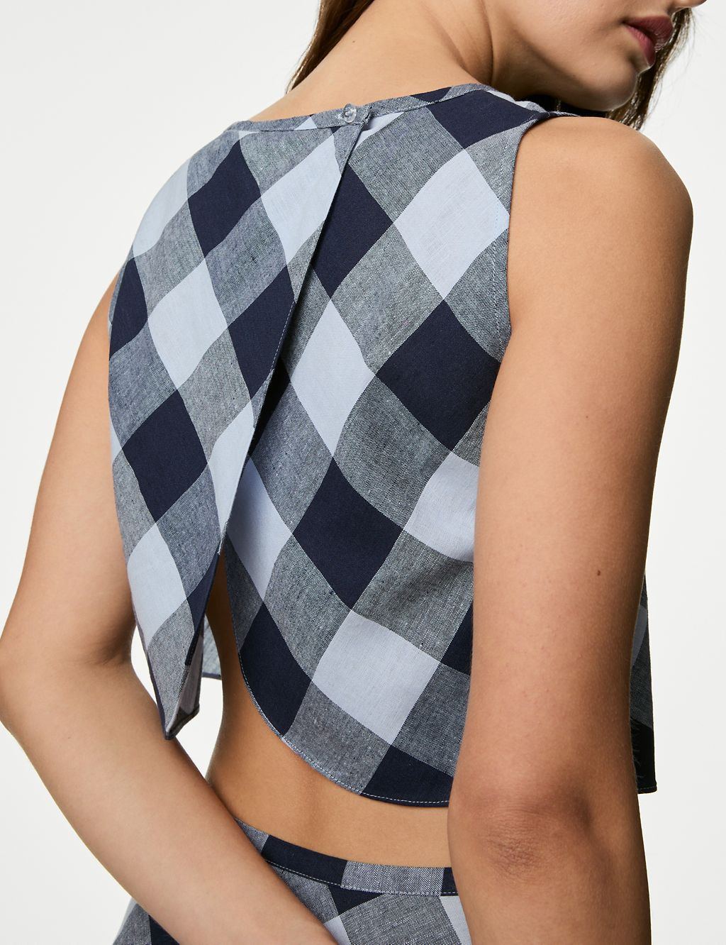 Linen Rich Checked Crop Top 4 of 6