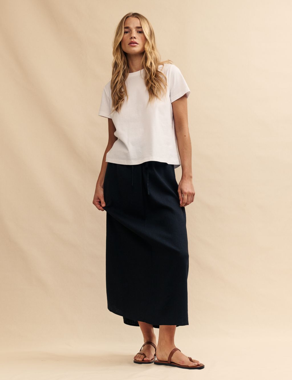 Linen Rich Midaxi A-Line Skirt 3 of 4