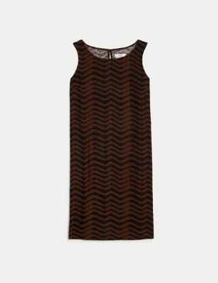 Linen Rich Printed Round Neck Shift Dress Image 2 of 5