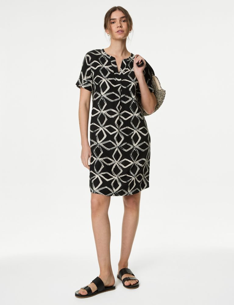 Linen Rich Printed V-Neck Shift Dress 3 of 5