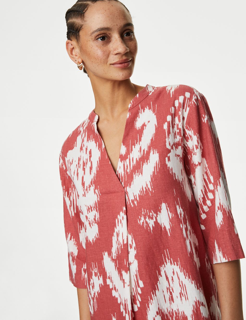 Linen Rich Printed V-Neck Tunic 2 of 5