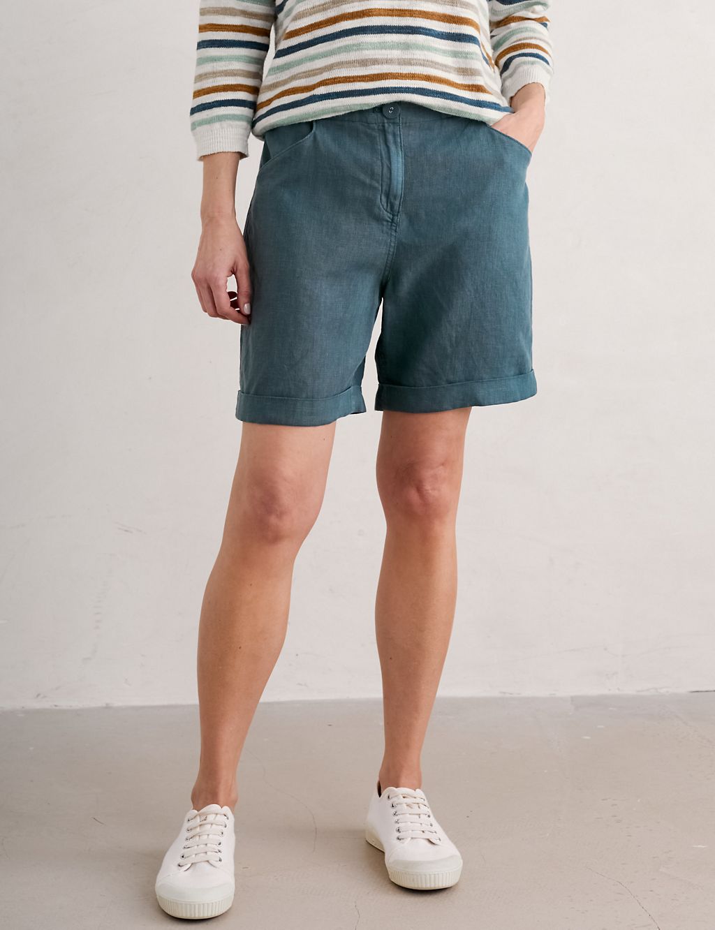 Linen Shorts 2 of 5