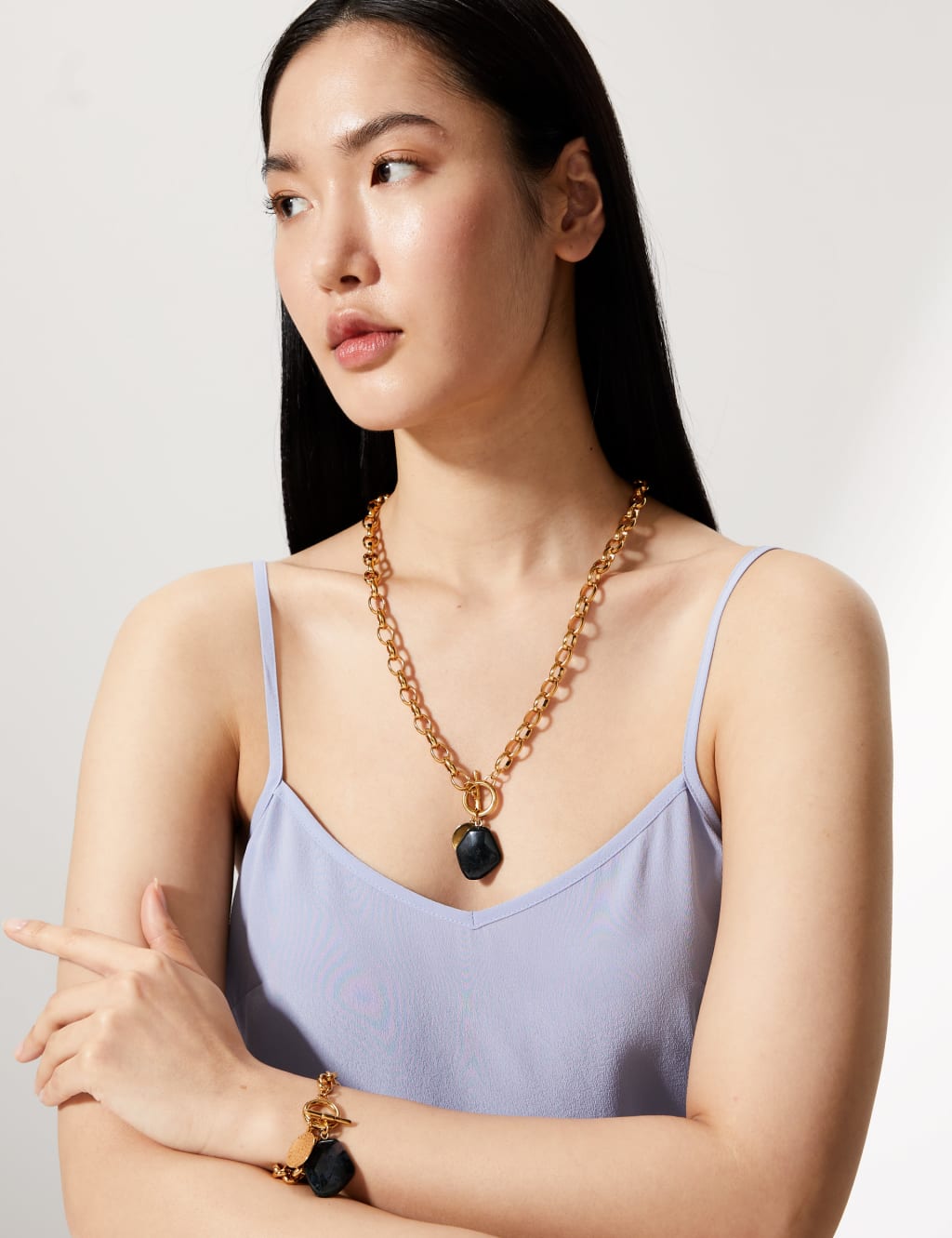 Long Gold Tone Link Pendant Necklace