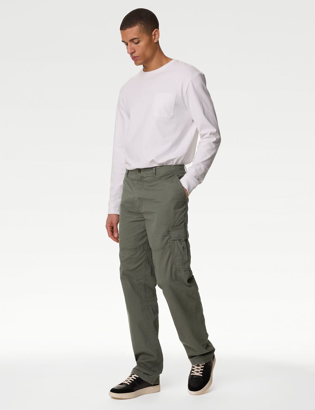 Loose Fit Lightweight Cargo Trousers 5 of 6