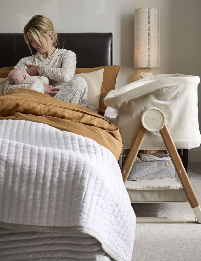 Lua Bedside Crib Bundle 5 of 8