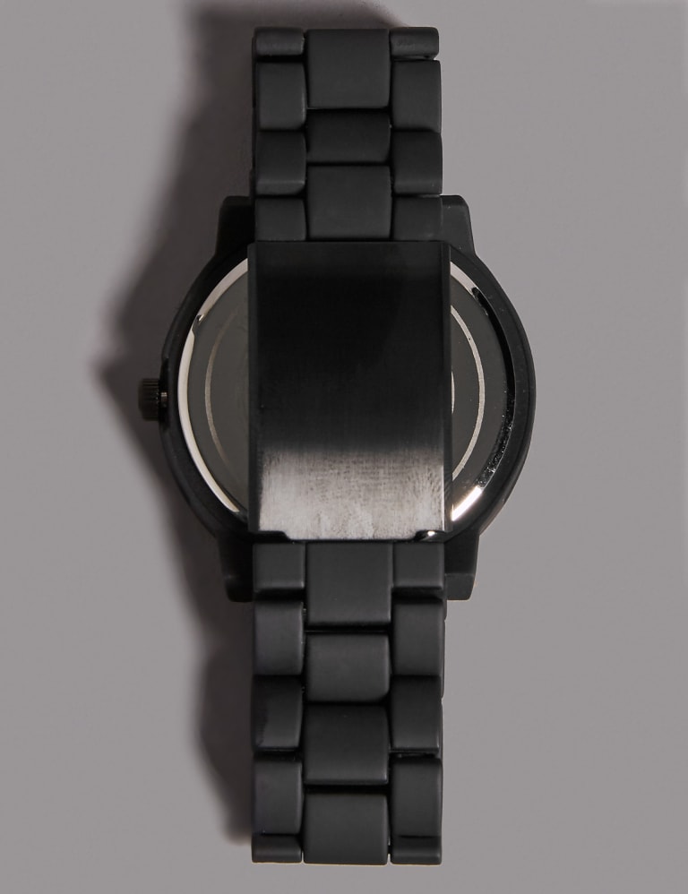 Matte black fastrack watch sales