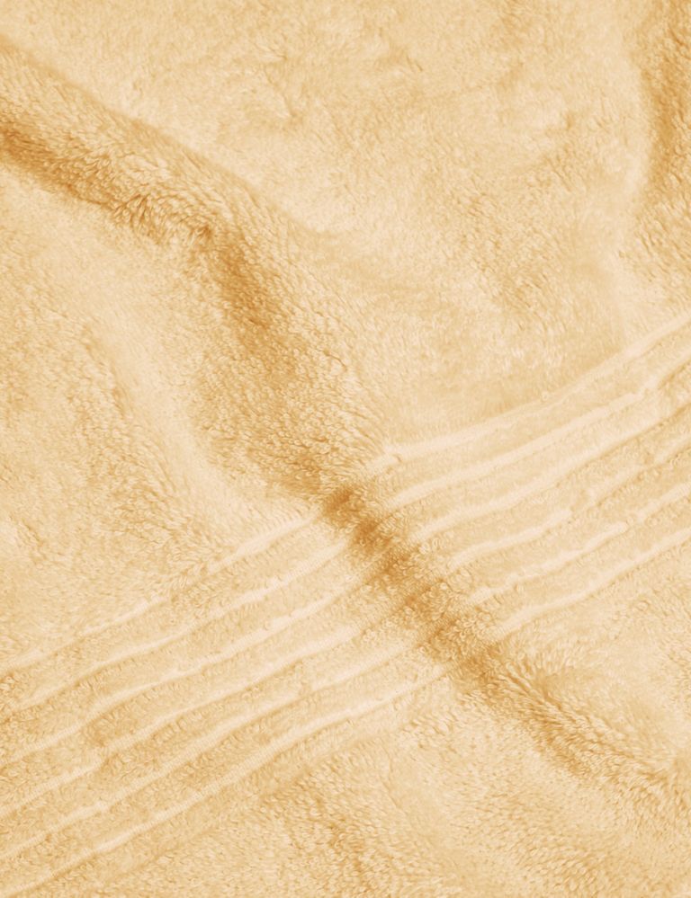 Luxury Egyptian Cotton Towel 5 of 8