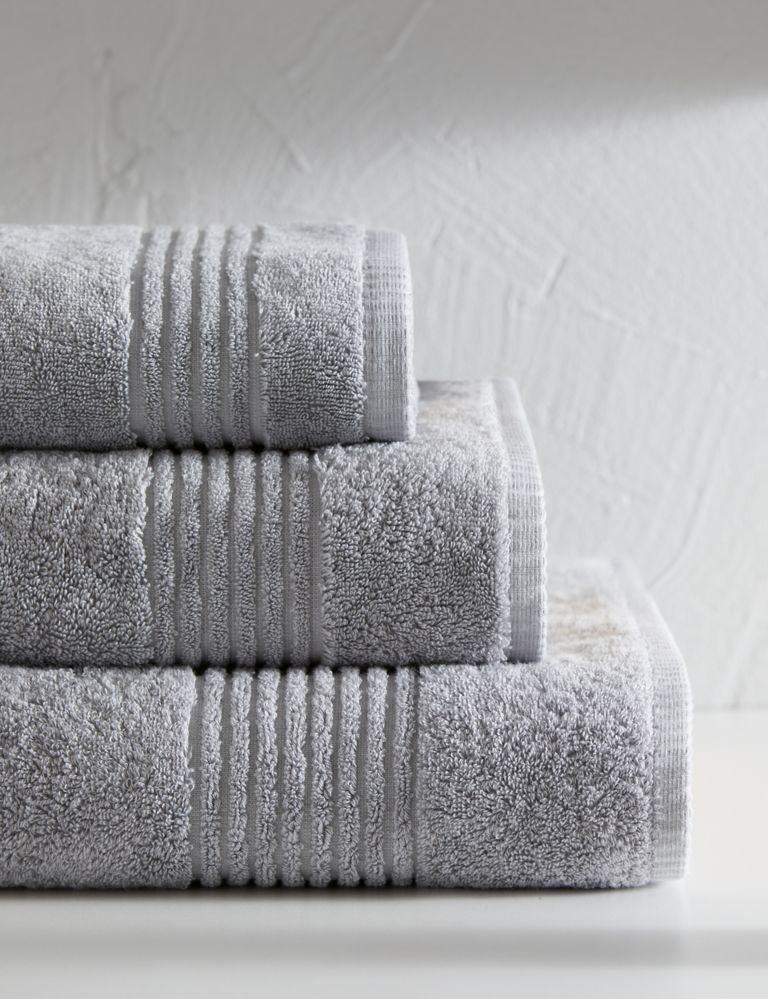 Luxury Egyptian Cotton Towel 3 of 9