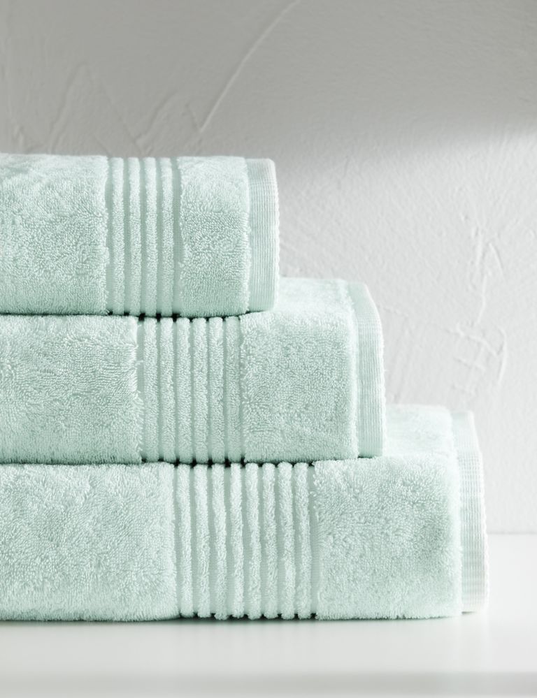 Luxury Egyptian Cotton Towel 3 of 8