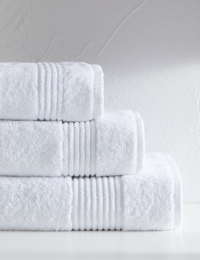 Luxury Egyptian Cotton Towel 3 of 8