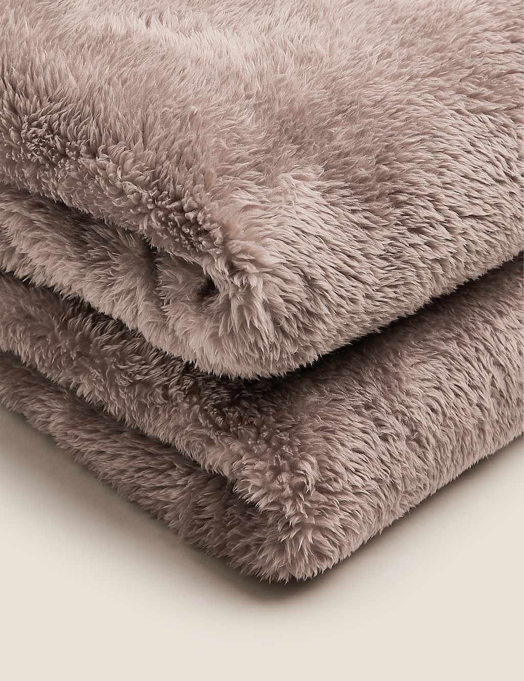 Luxury Fleece Throw M&S