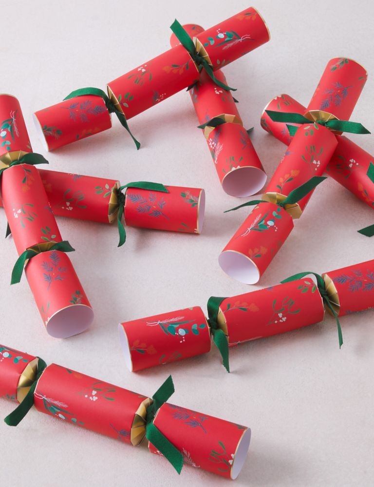 Luxury Heritage Christmas Crackers - Pack of 8 in 1 Design 3 of 4