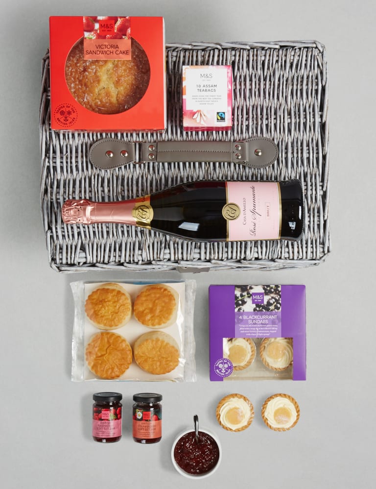 Afternoon tea clearance hamper m&s