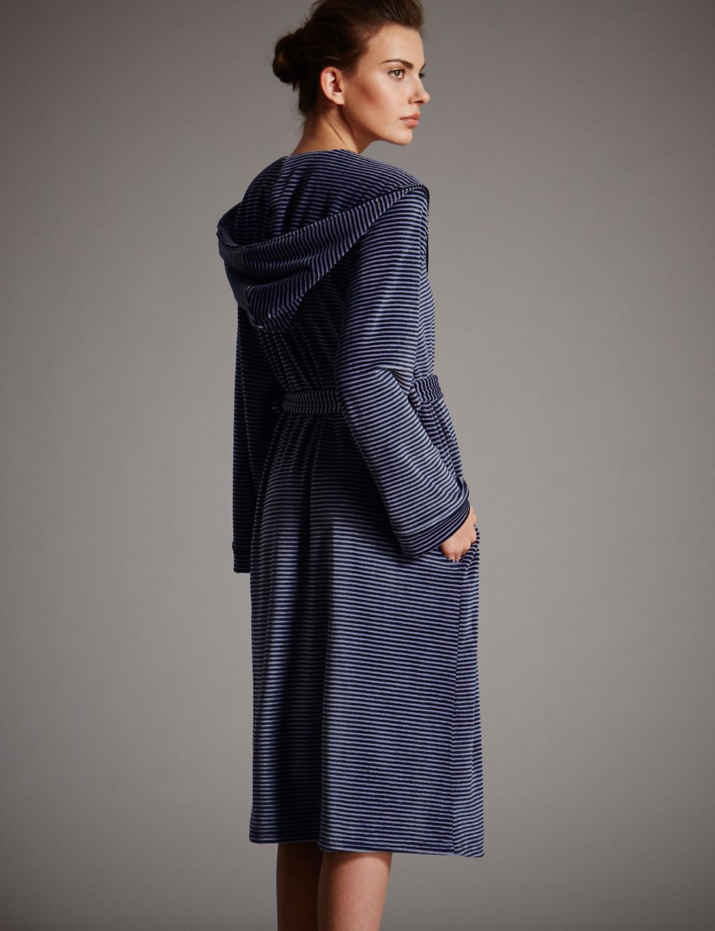 Luxury Hooded Striped Fleece Dressing Gown 2 of 4