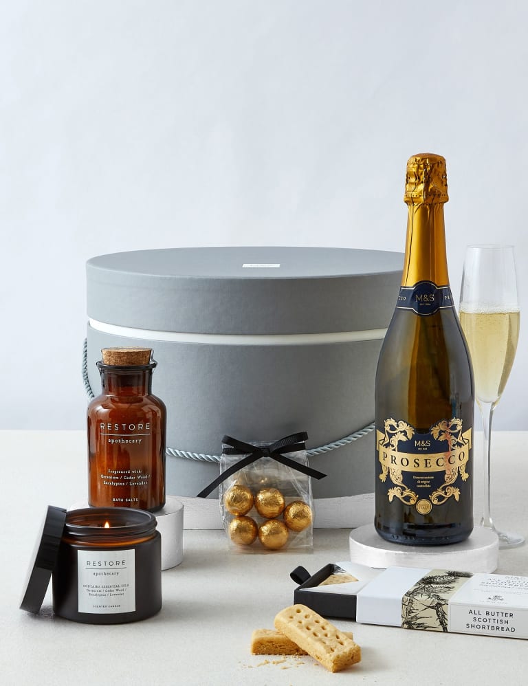 Luxury Pamper Hamper M&S