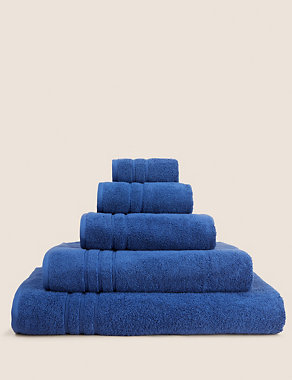 Luxury Pure Cotton Towel Image 2 of 7