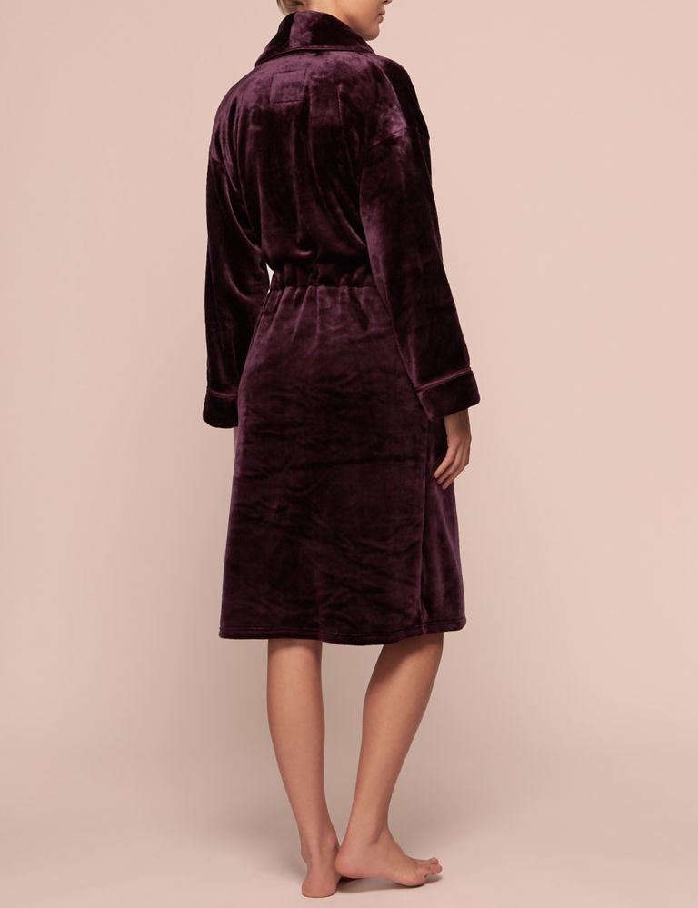 Luxury Velvet Touch Fleece Dressing Gown 3 of 4