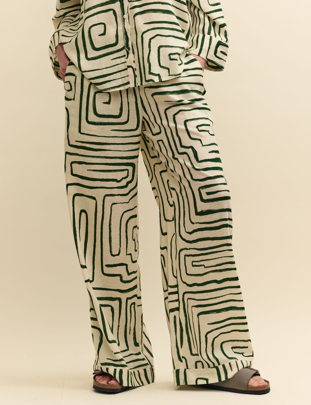Lyocell Rich Printed Trousers with Linen 1 of 5