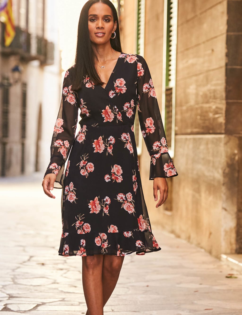 Floral V-Neck Knee Length Wrap Dress image 5
