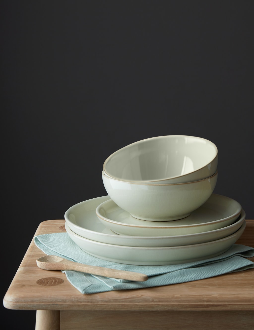 Cream dinner set top