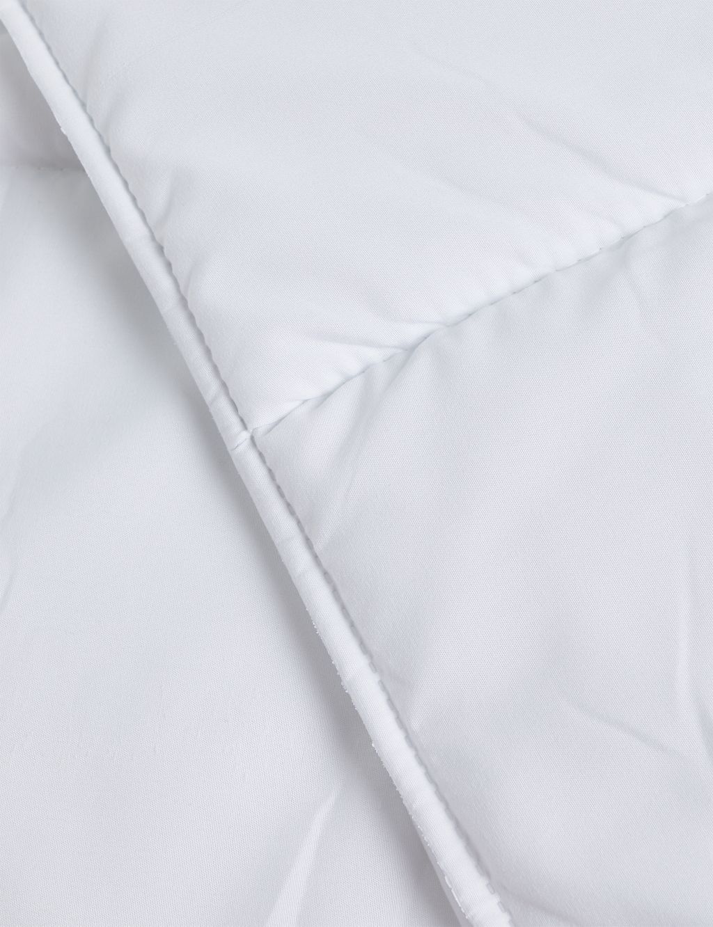Simply Protect 4.5 Tog Duvet image 3