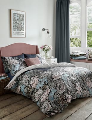 

William Morris At Home Pure Cotton Chrysanthemum Bedding Set - Navy Mix, Navy Mix