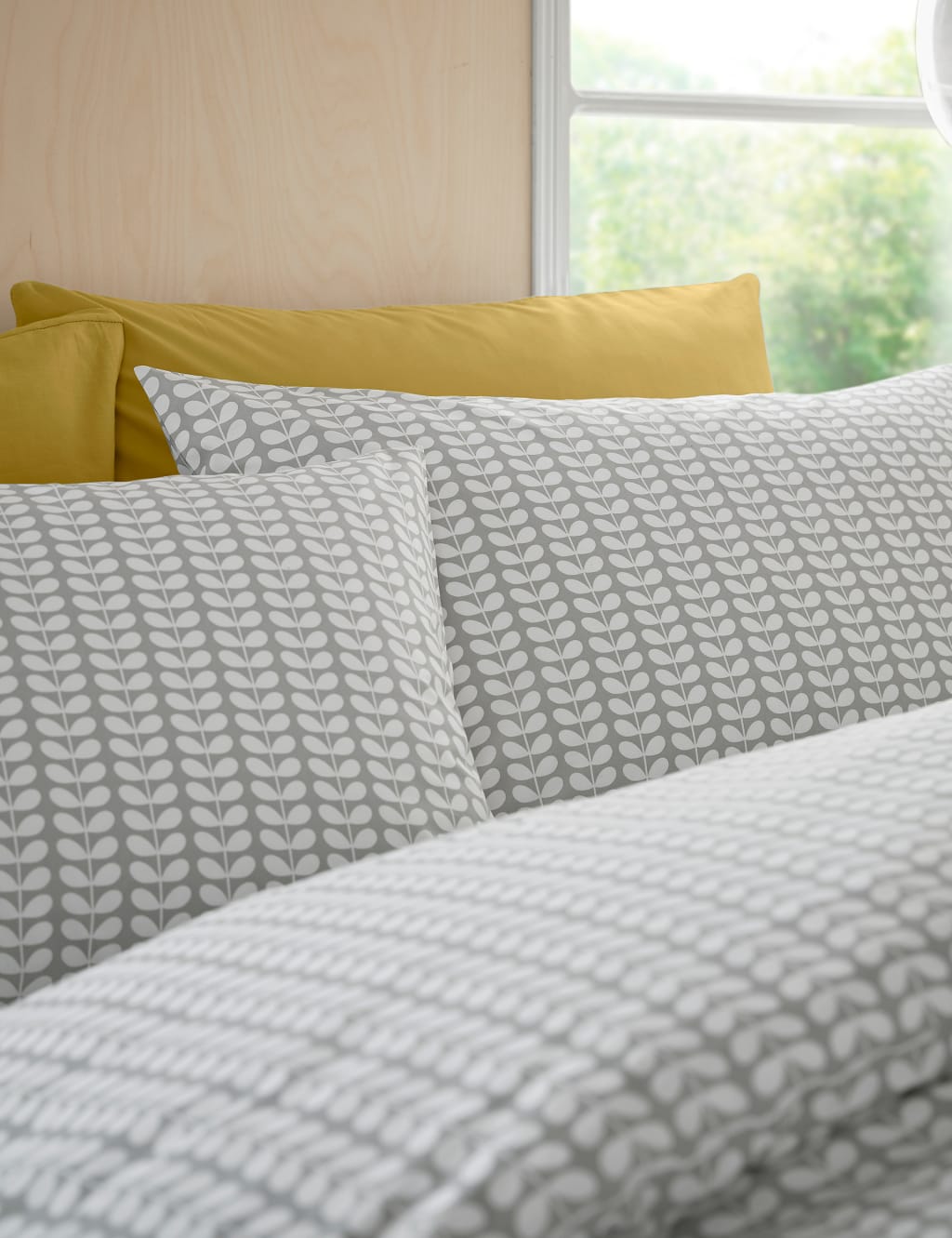 Pure Cotton Tiny Stem Duvet Cover image 2