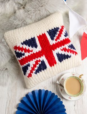 Wool Couture Union Jack Cushion Knitting Kit - Multi, Multi