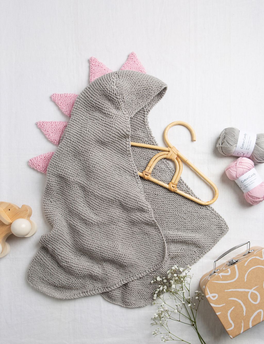 Dinosaur Hooded Blanket Knitting Kit