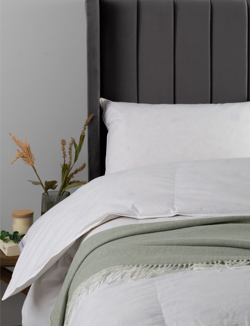 Recycled Feather & Down 4.5 Tog Duvet image 3