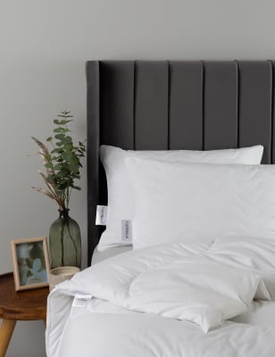 

Earthkind Kissen aus recyceltem Synthetikmaterial - Weiss, Weiss