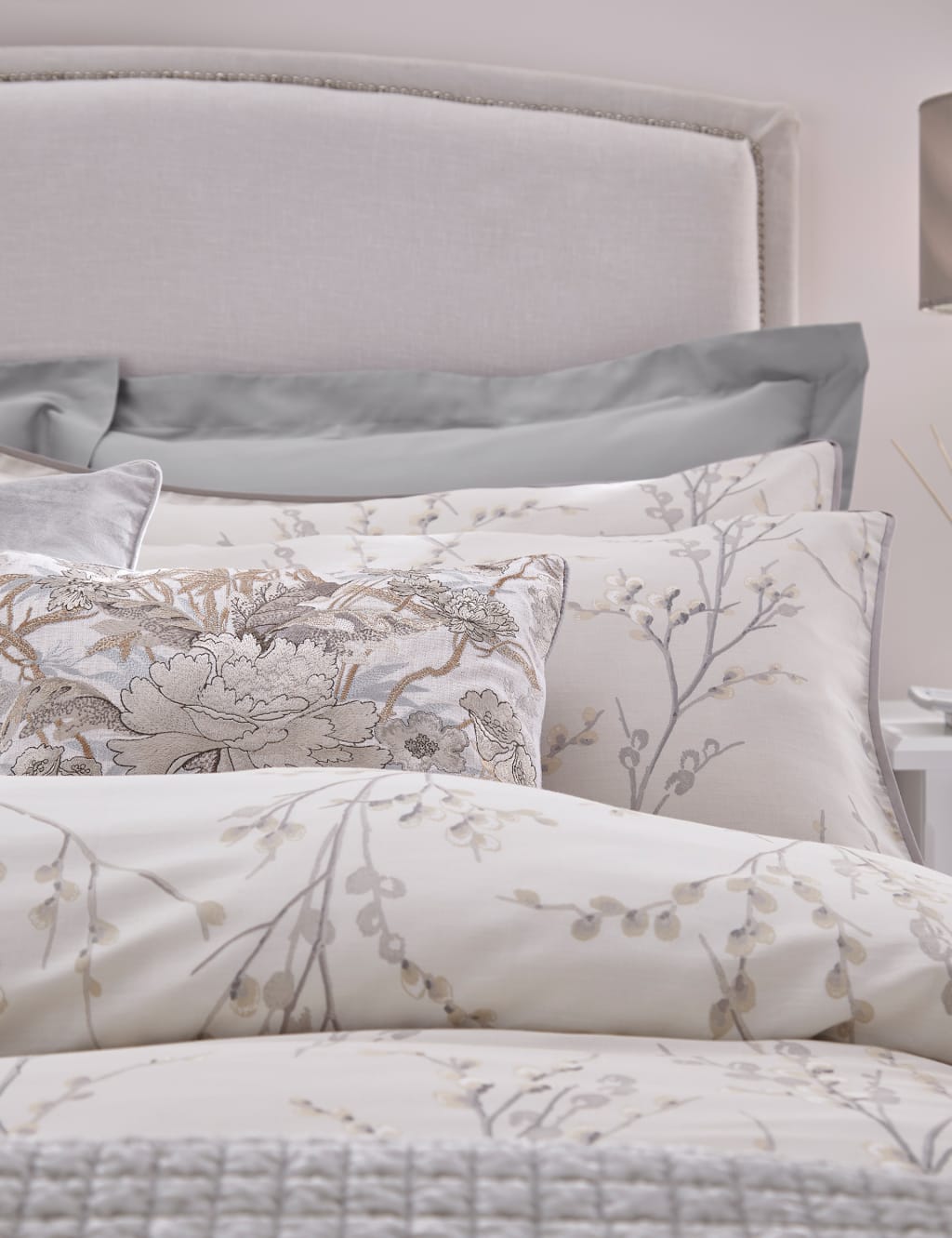 Pure Cotton Sateen Pussy Willow Bedding Set image 2