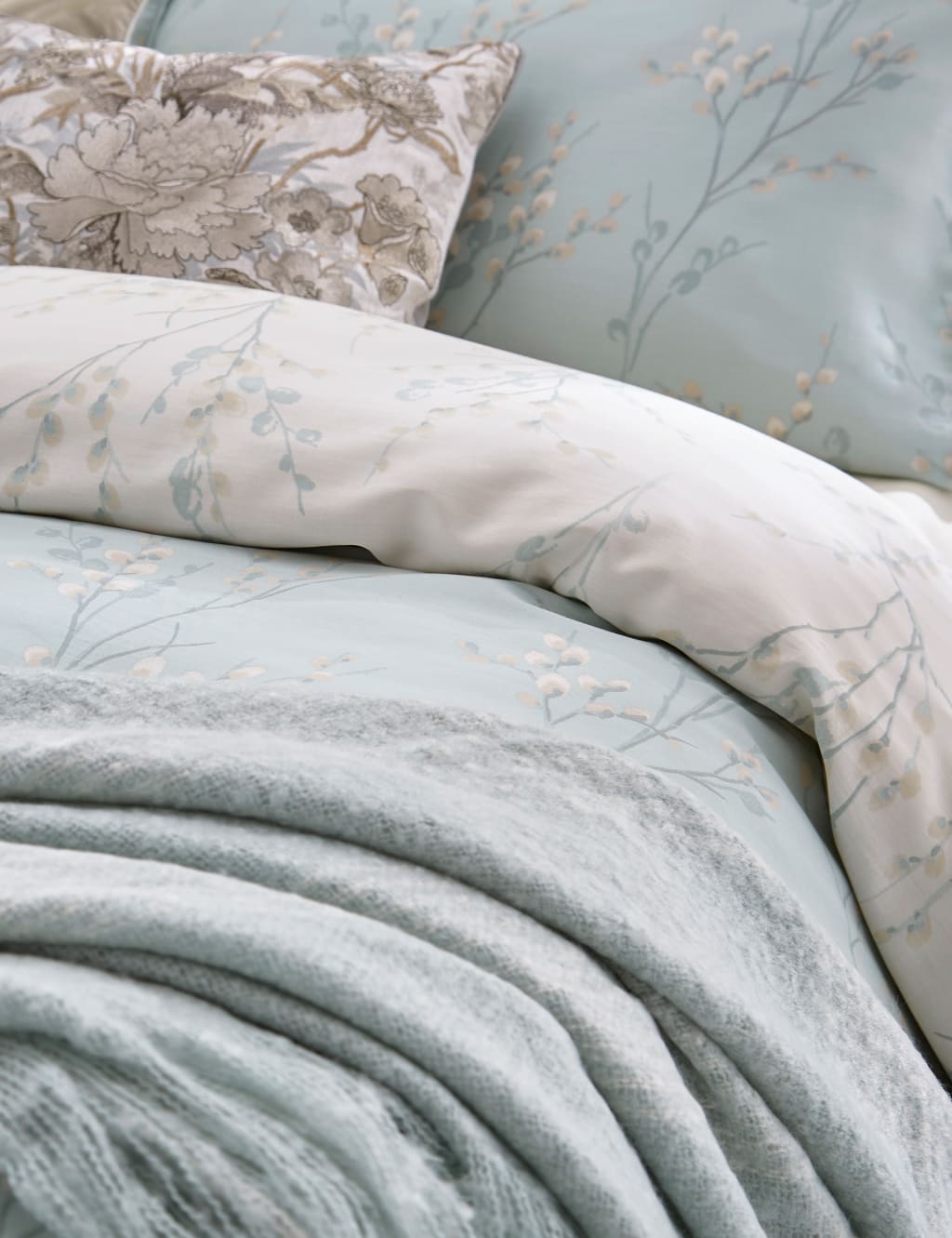 Pure Cotton Sateen Pussy Willow Bedding Set image 3