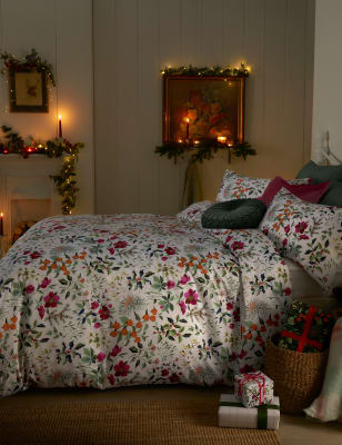 Pure Cotton Sateen Christmas Floral Bedding Set | M&S US