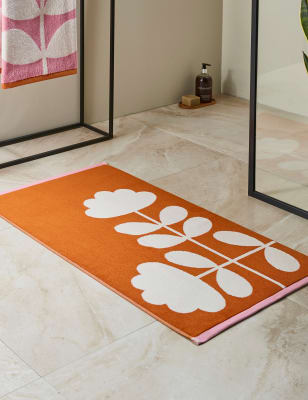 

Orla Kiely Pure Cotton Cut Stem Bath Mat - Paprika, Paprika