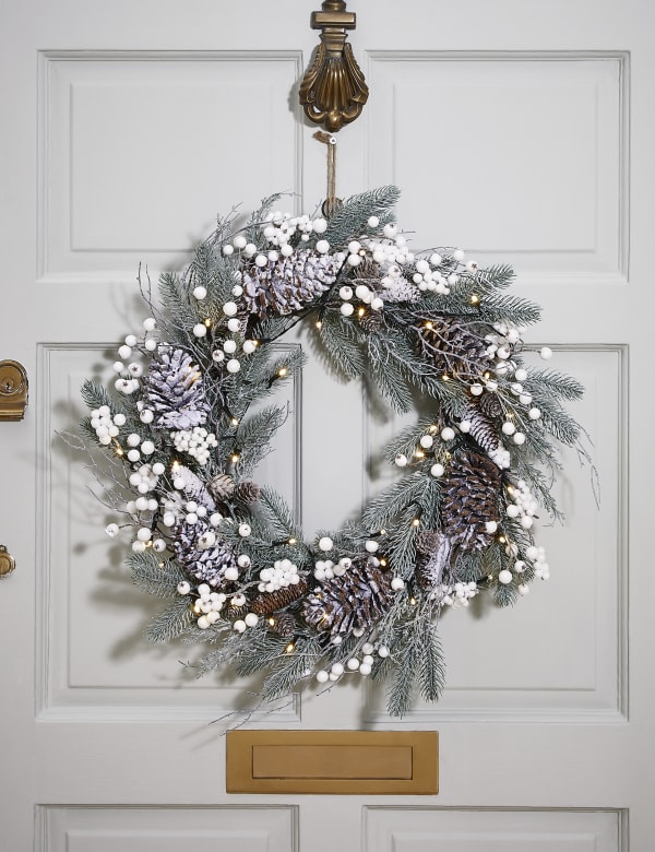 Christmas Wreaths M S