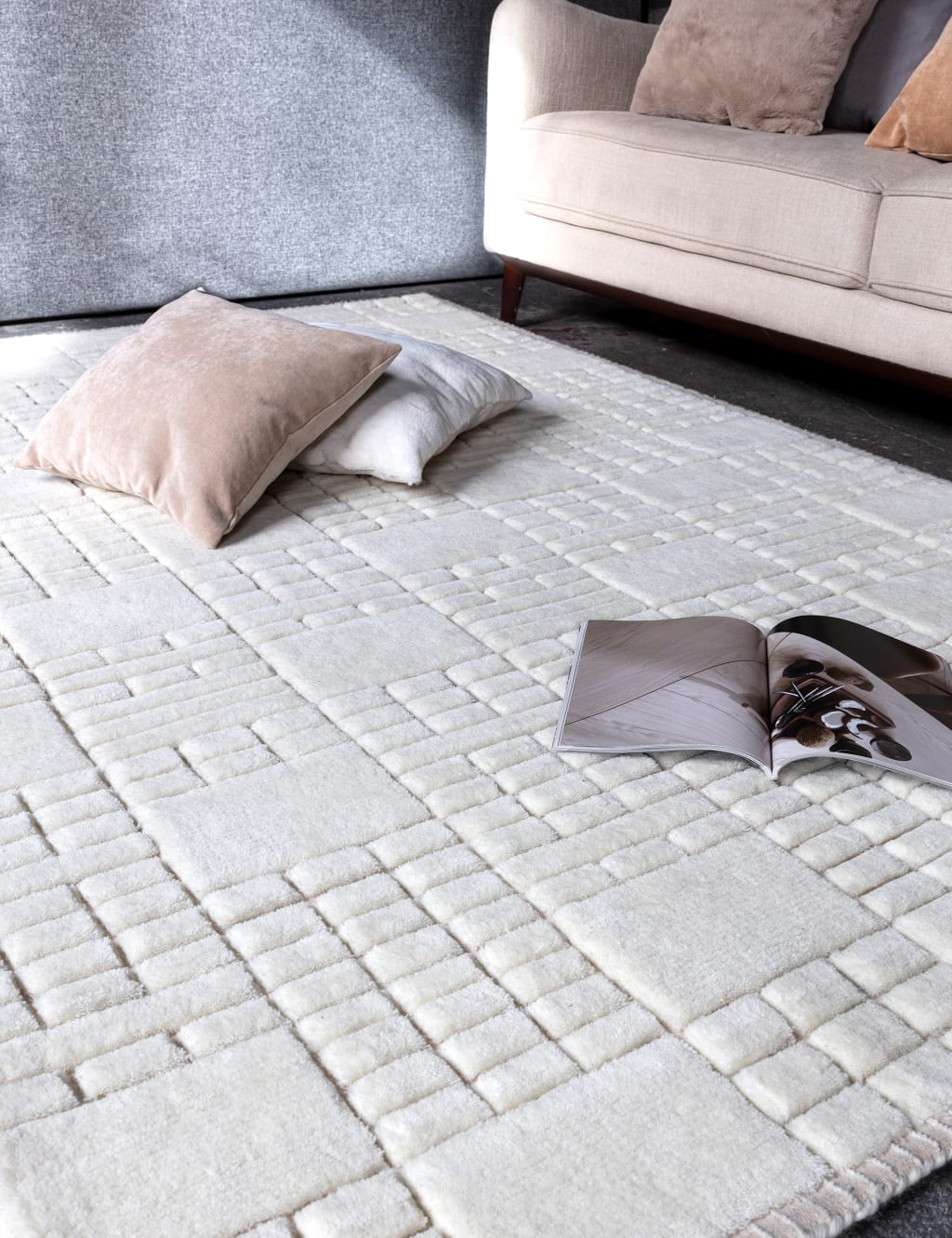 Empire Hand Tufted Pure Wool Rug image 1