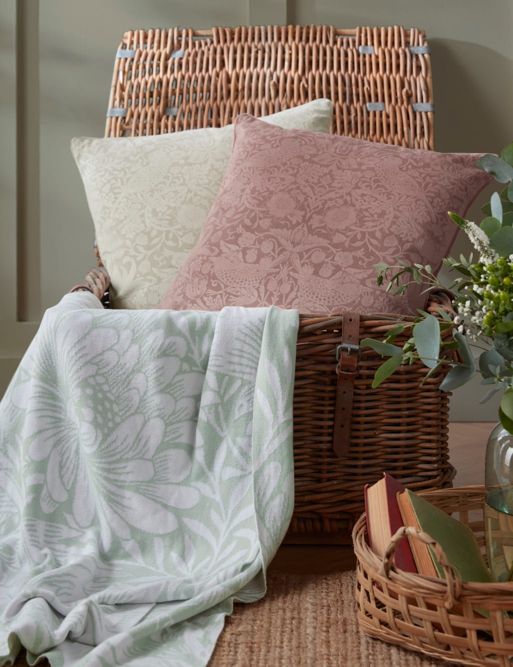 Pure Cotton Chrysanthemum Knitted Throw image 3