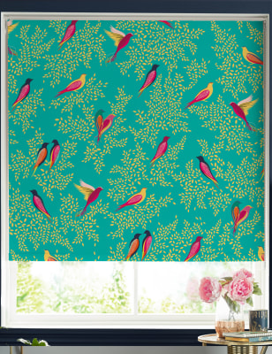 

Sara Miller Green Birds Bird Roller Blind, Green