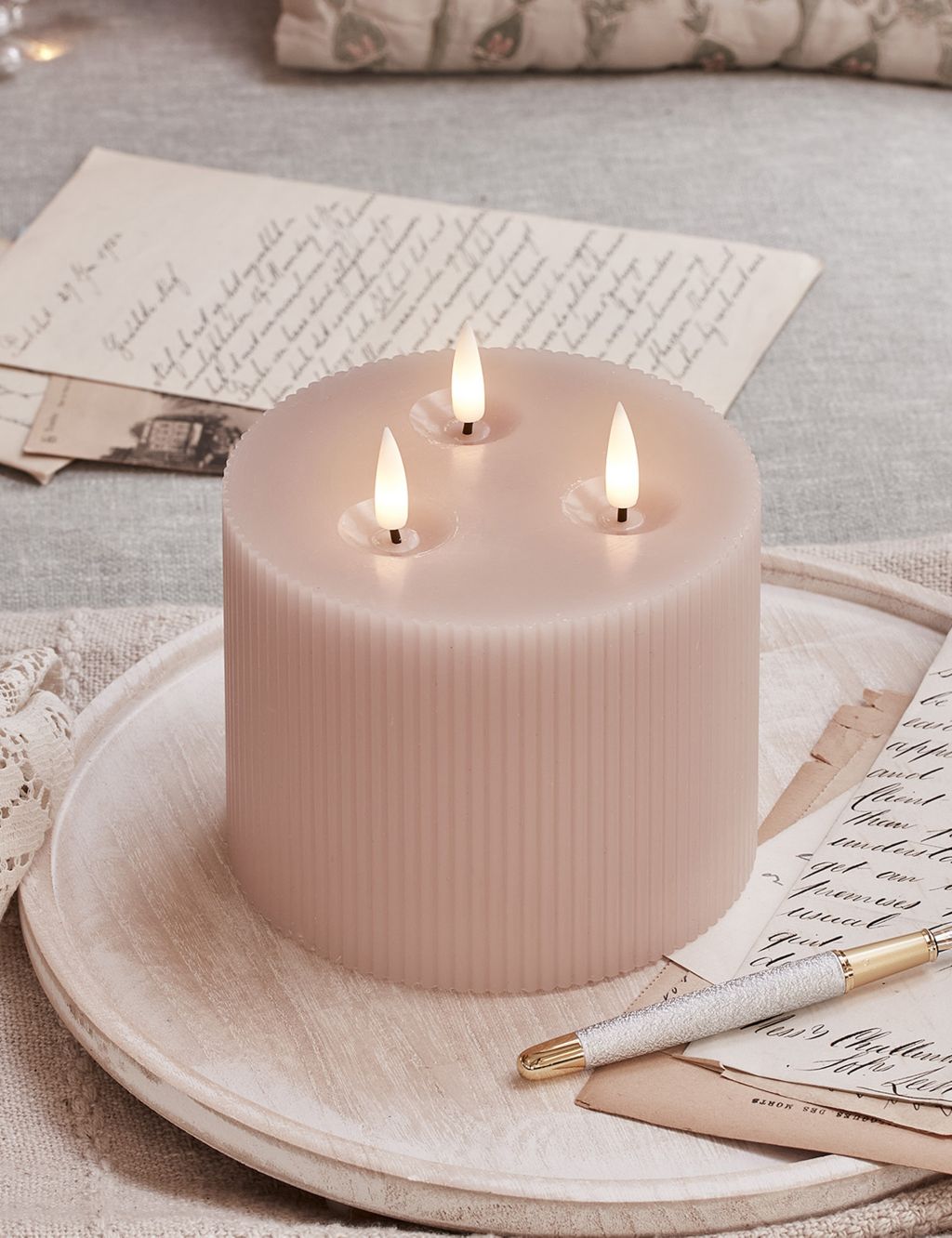 Wax Light Up 3 Wick Candle