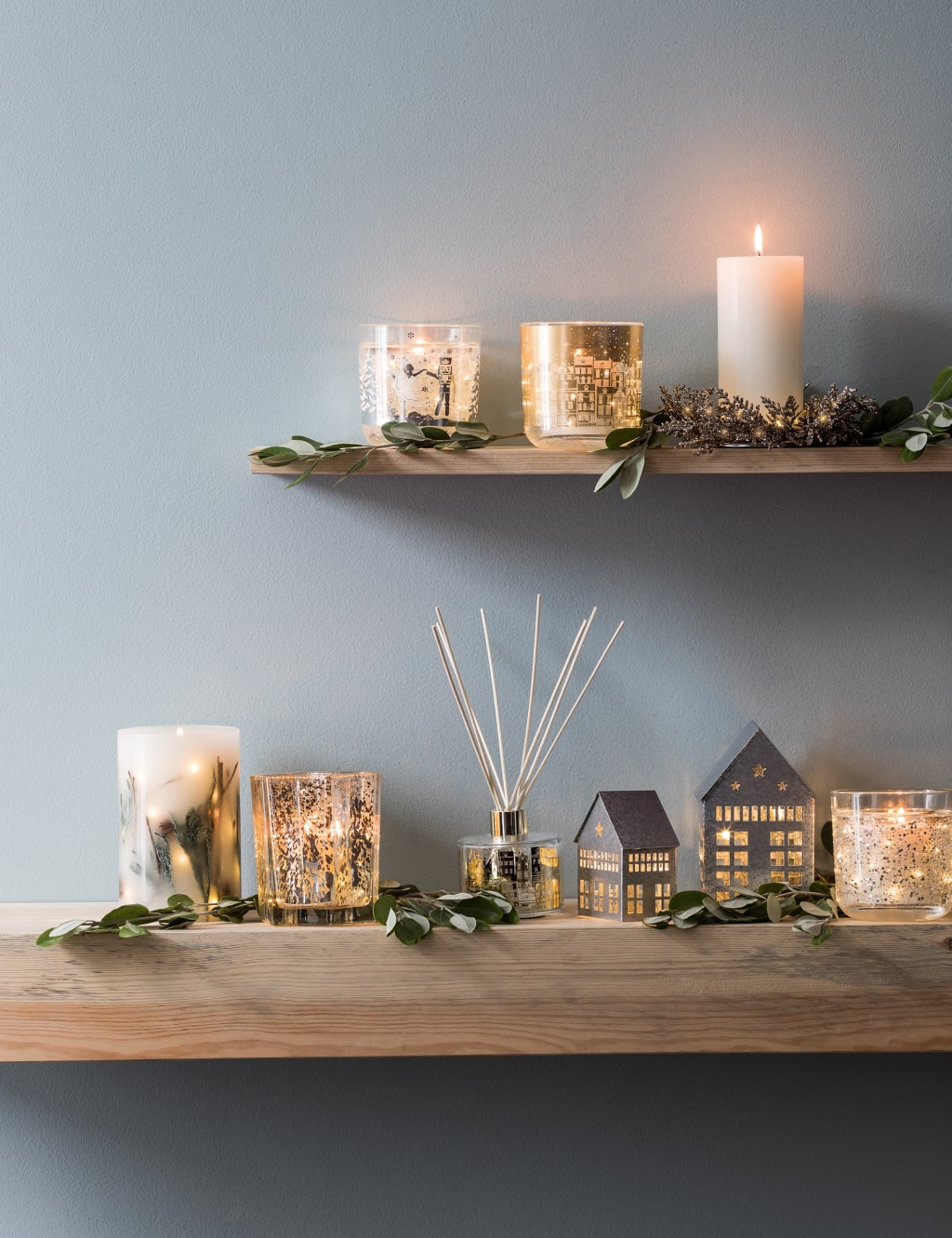 Neroli, Lime & Basil Light Up Candle image 2