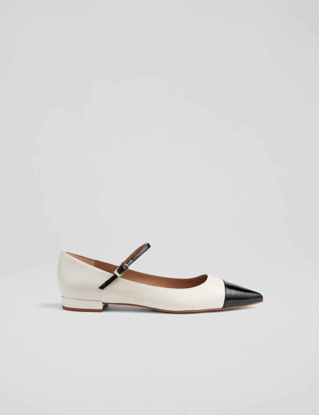Cream shoes m&s best sale