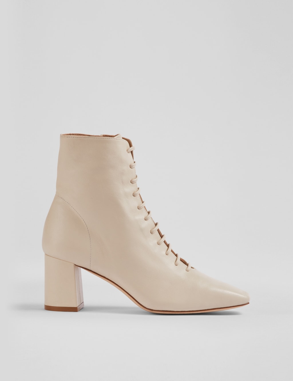 Cream boots ladies uk discount