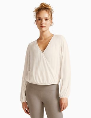 Beyond Yoga Women's Wrapped Up V-Neck Wrap Front Relaxed Top - S - Soft White, Soft White,Light Brow