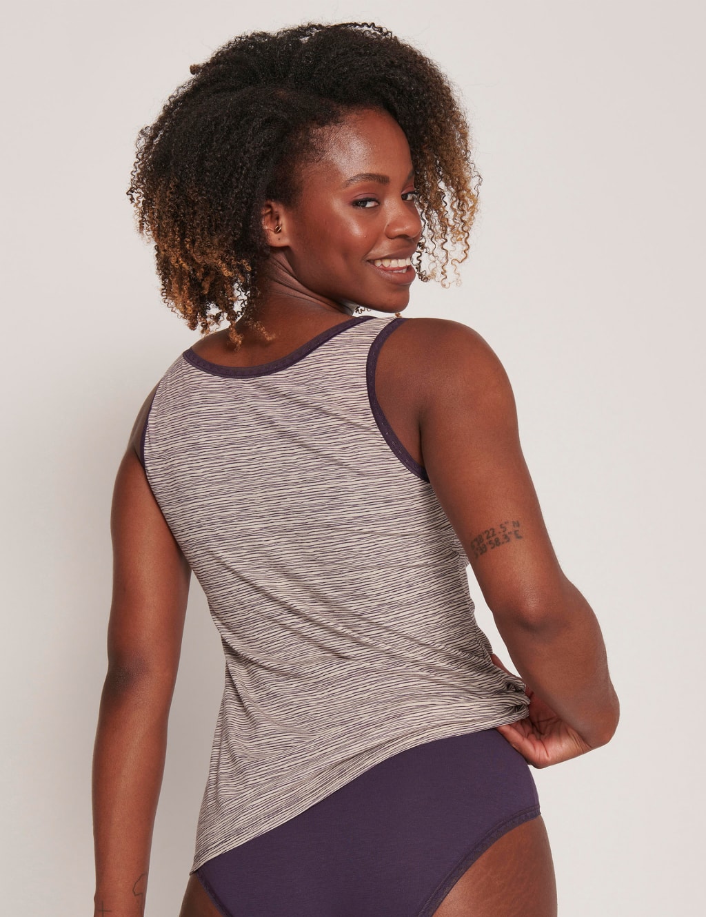 2pk Go Cotton Rich Vests image 4